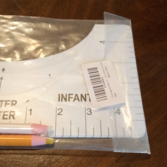 T-shirt Alignment Ruler & Accessories - Picture 3 of 3